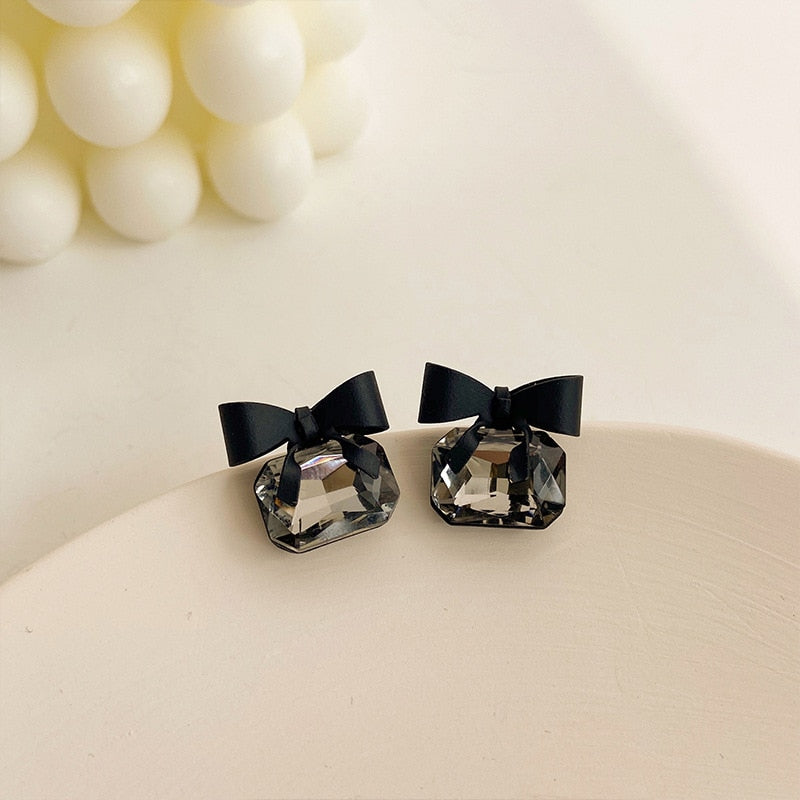 Earrings Asymmetrical Round Hollow Round Black Stud Earrings Rhinestone Accessories For Women pendientes mujer